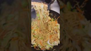 Chow Mein Noddles 🥡 #chinesefood #food #cooking #youtubeshorts #noodles #betterthantakeout
