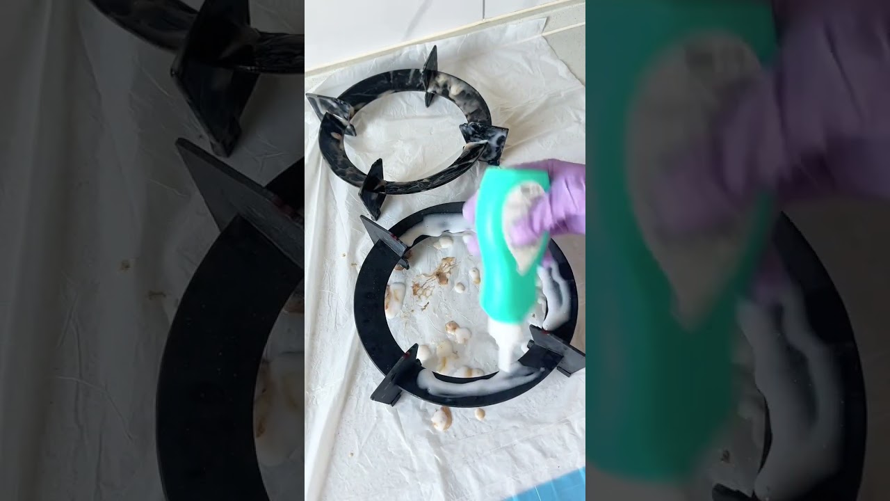 The blackening agent for the pot bottom and stove stand looks really comfortable after