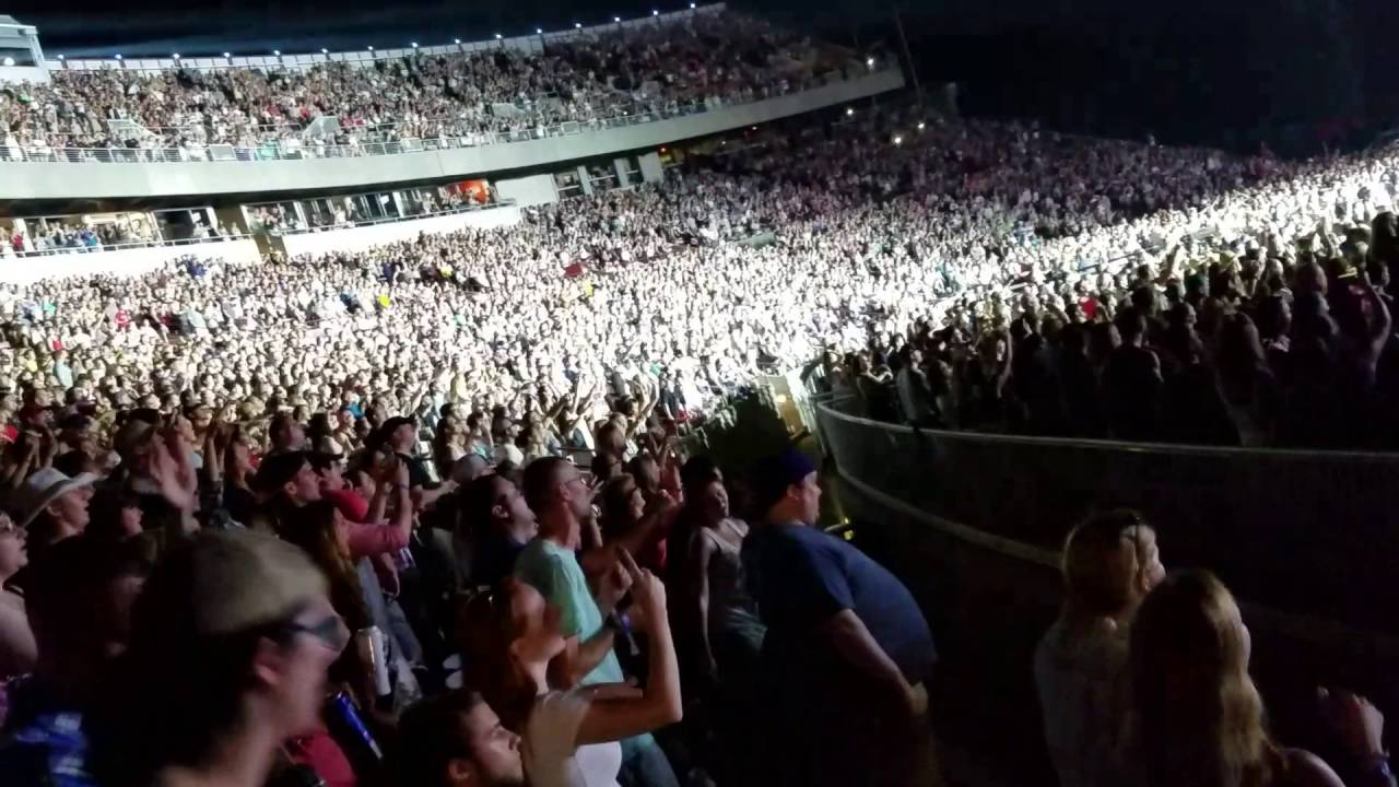 Grand Finale at Jones Beach 07/18/2016