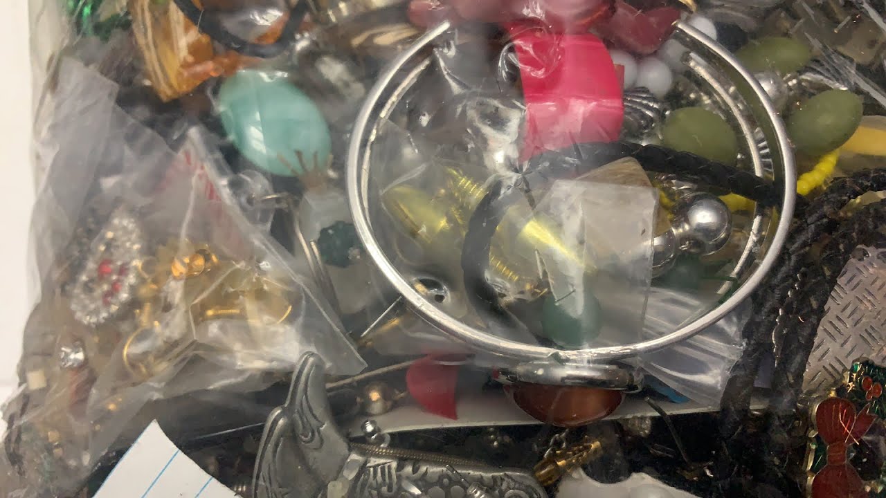 Jewelry Jar Unjarring Old School