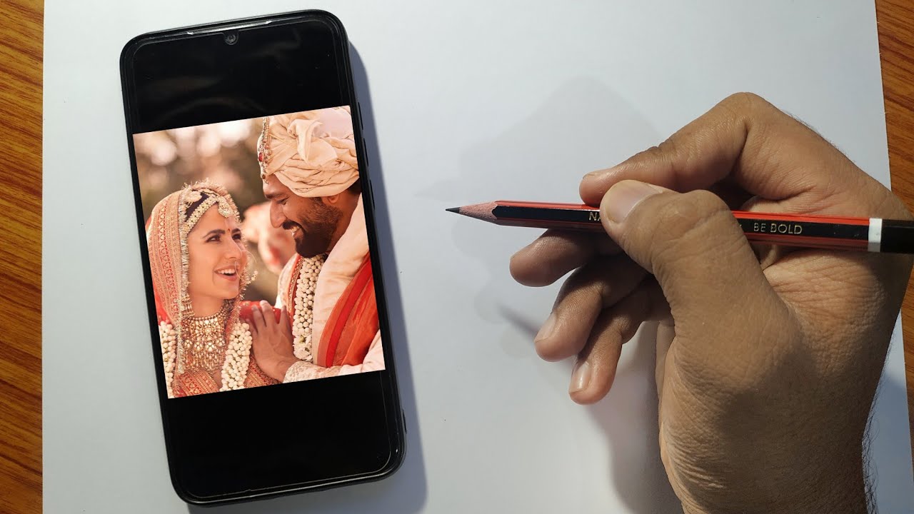 Katrina Kaif and Vicky Kaushal Drawing - How To Draw Outline step by step