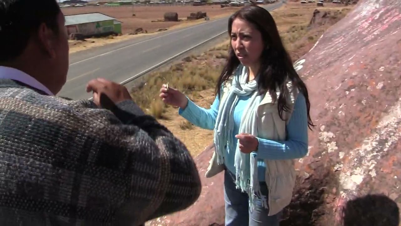 20110810181342 Puno - Aramu Muru, "Star gate"