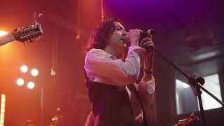Daniel Quién - De Dulce Y Sin Frenos En Vivo