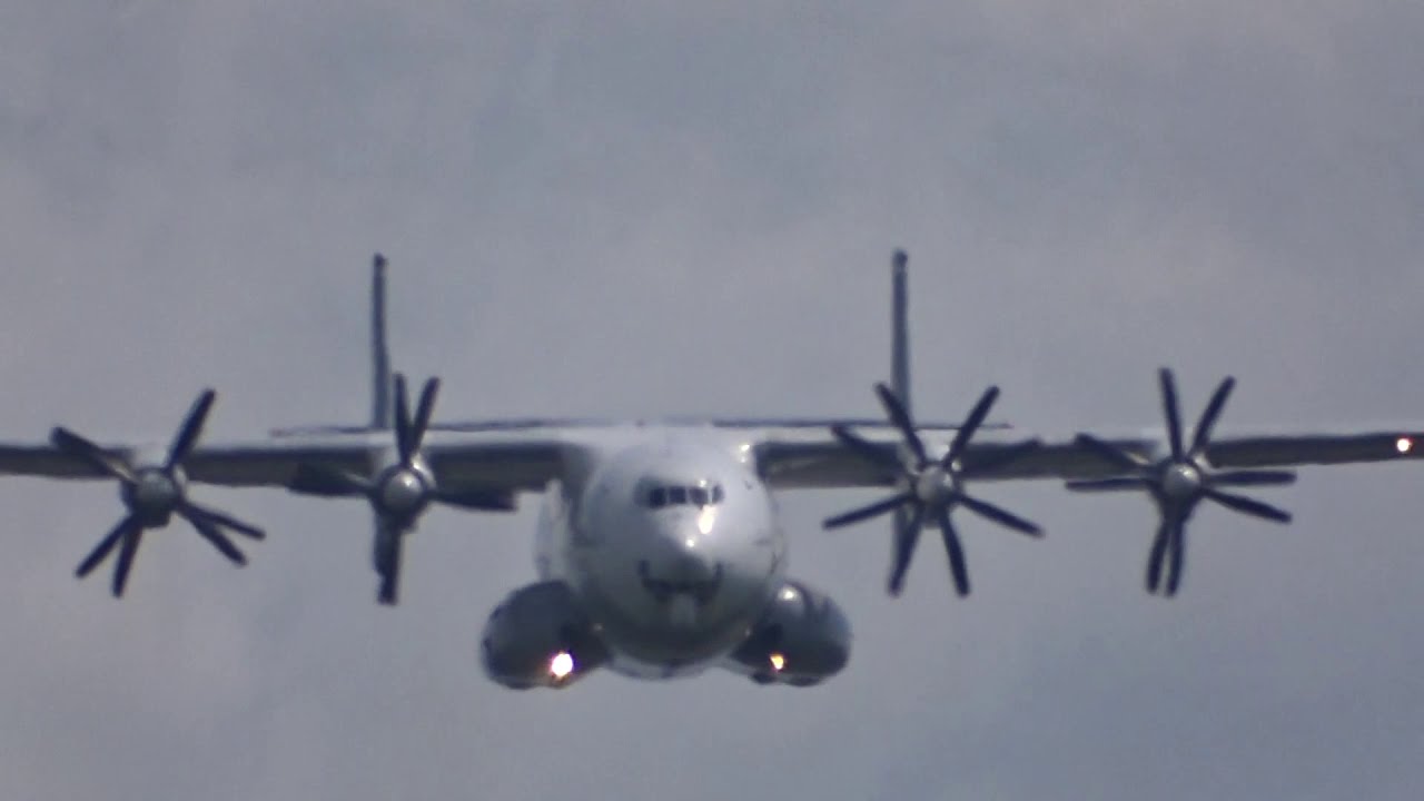 Antonov AN-22A / UR-09307/ low pass / LKPD