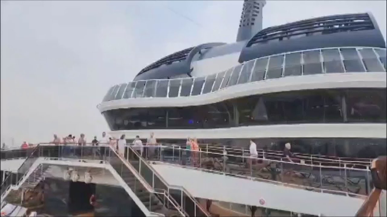 Nave Dubai, primi voli per i passeggeri