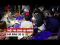 Phá sòng bạc khủng, bắt 21 “quý ông”, “quý bà” - YouTube