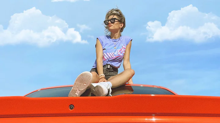 Carly Pearl - Head In The Clouds (Official Music V...