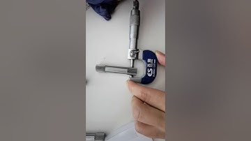 Checking and testing the knurling shaft made by thread rolling machine