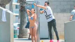 Funny Shampoo prank on beach