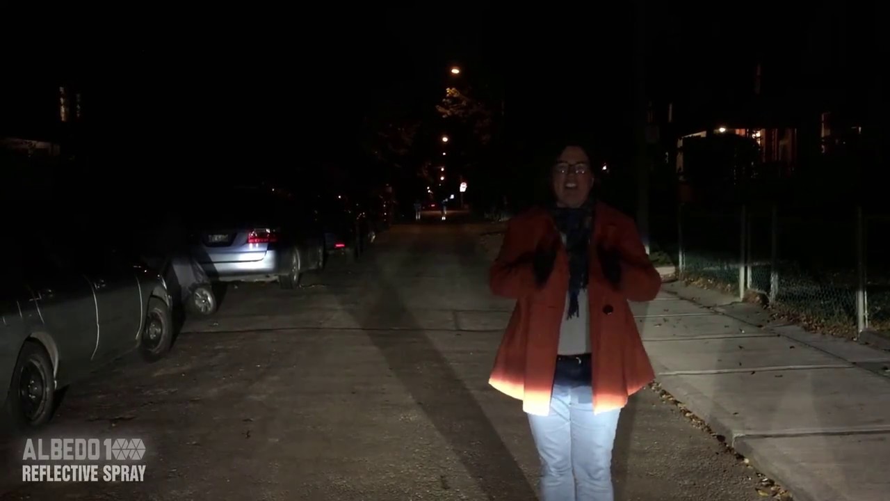 Albedo100 Reflective Spray - Parents Canada Demo