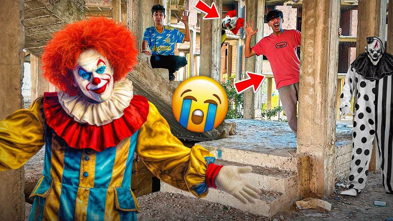 تحدي الهروب من المهرجين المرعبين 🤹‍♂️🤡 دخلنا إلى أخطر منزل مهجور 💔🏚️