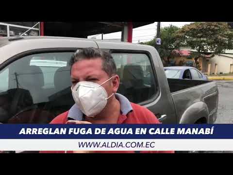 Arreglan fuga de agua en calle Manabí, San Camilo de Quevedo