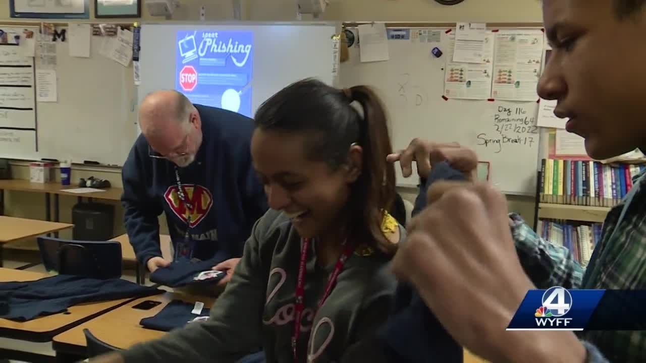 'MannMade': Students with special needs run business through Upstate school