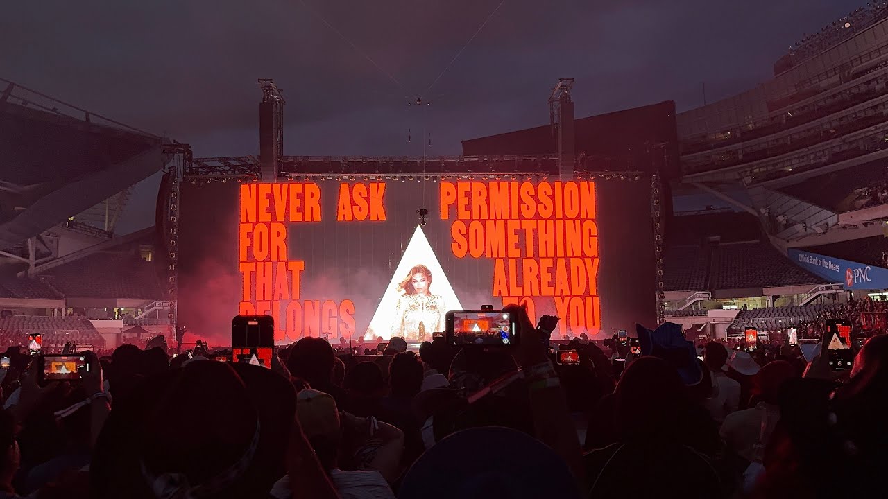 Beyoncé - National Anthem & Freedom at the Cowboy Carter Tour in ...