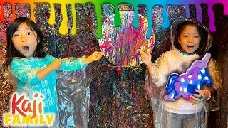 learn how to tie die and paint at art camp fun educational activity