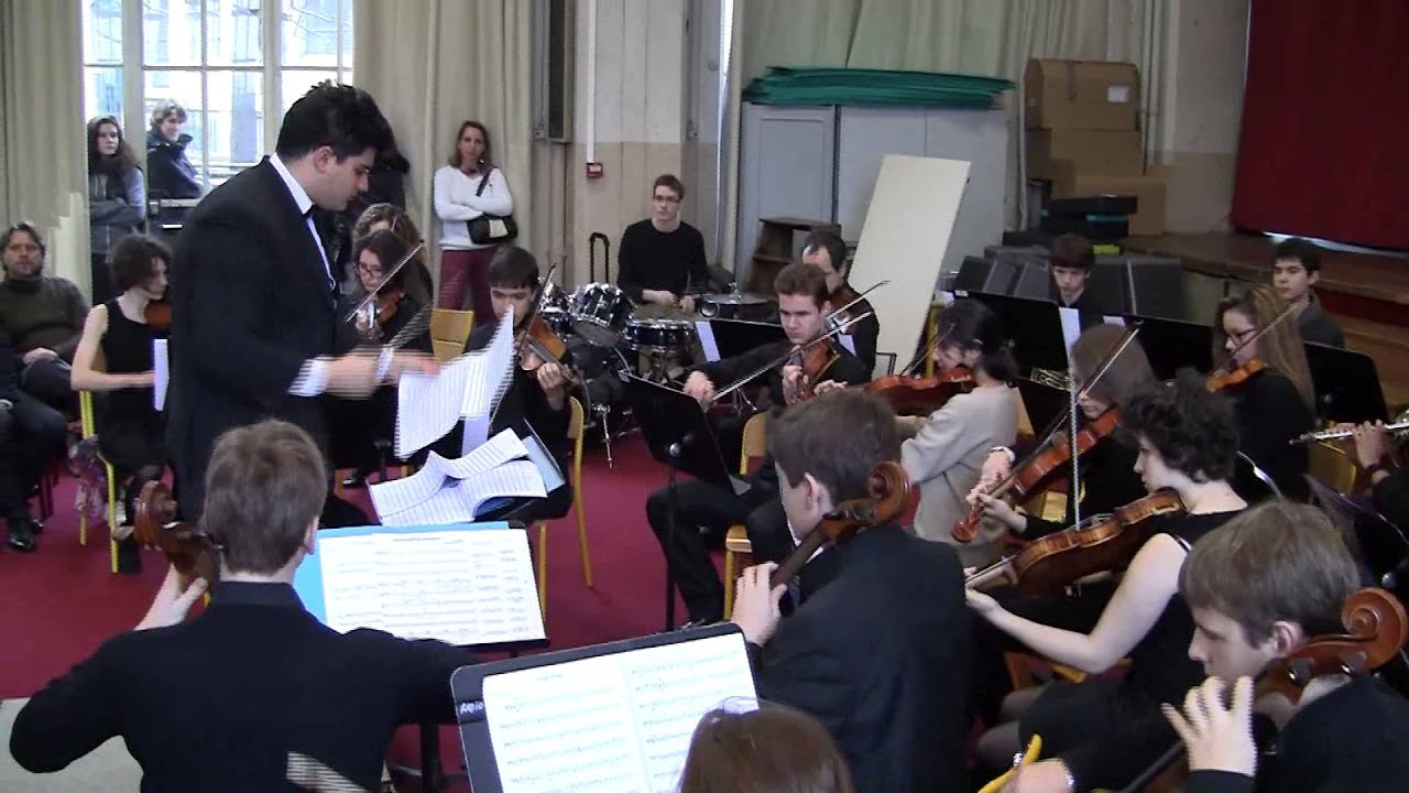 "Fiddle Faddle", par l'orchestre des élèves du lycée La Fontaine - YouTube