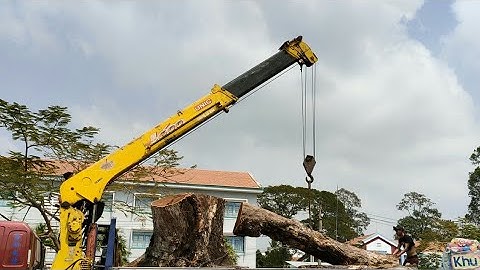 Cần cẩu UNIC V600 furukawa , cẩu cây khủng lên xe cực phê.