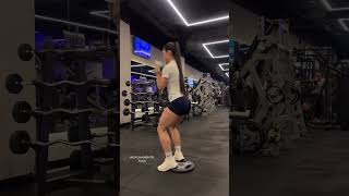 "10 Unbelievable Glute Exercises That Will Transform Your Booty!🍑💪"