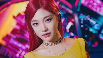 All AESPA mv but everytime they say the title it switch to another mv...