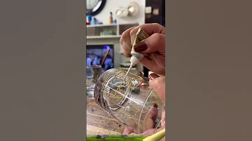 الرسم على الكاسات الزجاجية سهل ورائع 