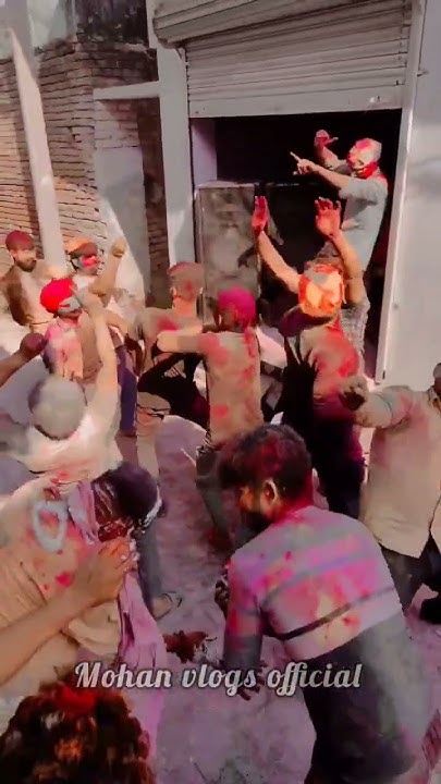 fagun me holi khelungi balam mohi magayede pichkari mp3