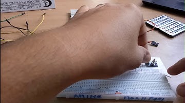 How to control some LEDs and Servomotor with the IR remote | Arduino