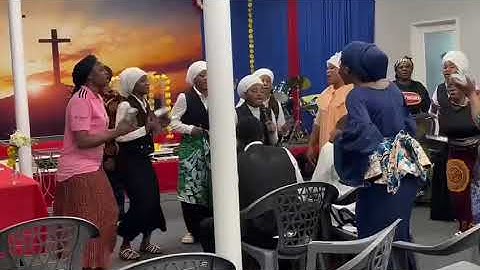 Elongo Ya Mwikolo by Anita