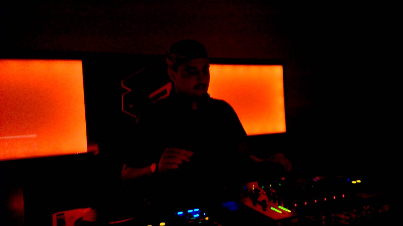 05.03.2016 Lab.e # 12 Presents Dave At ZeeBOX