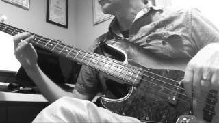Video thumbnail of "Bad Finger/St Cecelia Friends No Matter What Bass Cover"