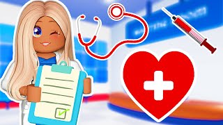  BUILDING my own *HOSPITAL* on Roblox 