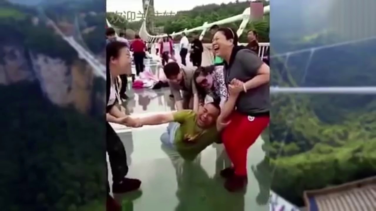 Glass Bridge (Crack Effect ) Funny Moments on Glass Walkway