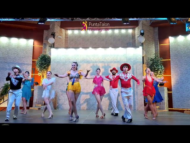 La PuntaTalon Academy a le plaisir de te présenter le show de son grupo de Bailadores, un beau mélange de salsa caleña, 
