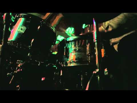 YouTubeでMakaya McCraven - Three Fifths a Man (Live @ Green Mill) w/ Jeff Parker, Justefan, Junius Paulを視聴