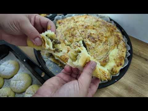 Binlerce kisinin Kaydettigi Kıymalı ve Patatesli El Acmasi Börek Tarifi - TADIMIZTUZUMUZ