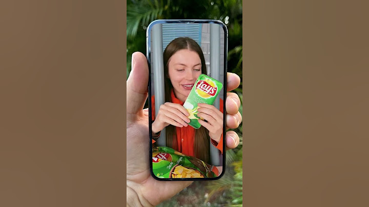 He found a phone case inside the Lays chips 😱
