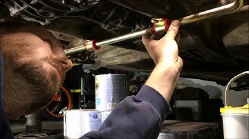 VW bug sway bar install (68 Volksrod Night Owl)