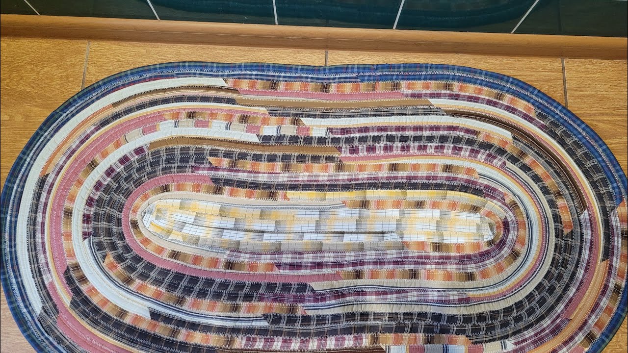 Коврик из старых рубашек.Техника пошива - супер !!!