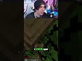 Minecraft: ¿Espada o Hacha? ¡La Mejor Arma para PvE! #shorts
