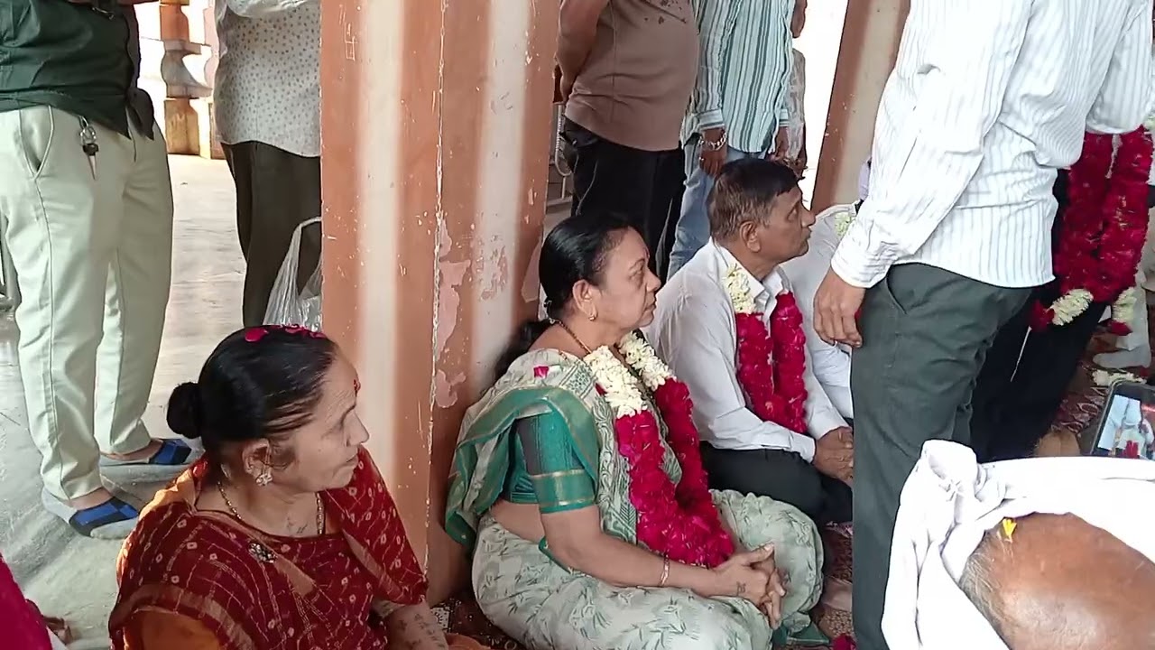 સંતો ના સામીયા નિરાંત સત્સંગ ગુરૂ અરૂણા મહારાજ તથા સર્વે સંતો 