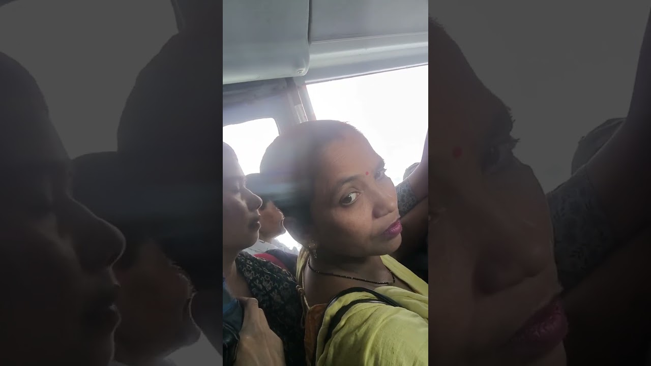 Public buses Rush in working day too messy #crowed #rush #publicreaction 