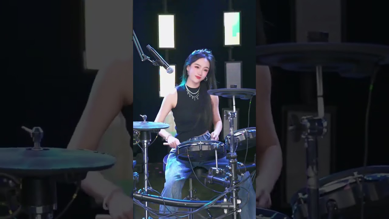 青春律动飞扬，架子鼓演奏引爆热情！