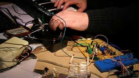 Prototype hybrid, patchable synthesizer