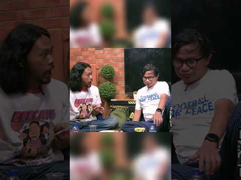 Tentara mandi saat kondisi perang