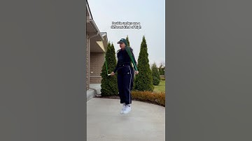 Double unders are THERAPEUTIC 🤌🏼 #jumprope #doubleunders #shorts #skipping