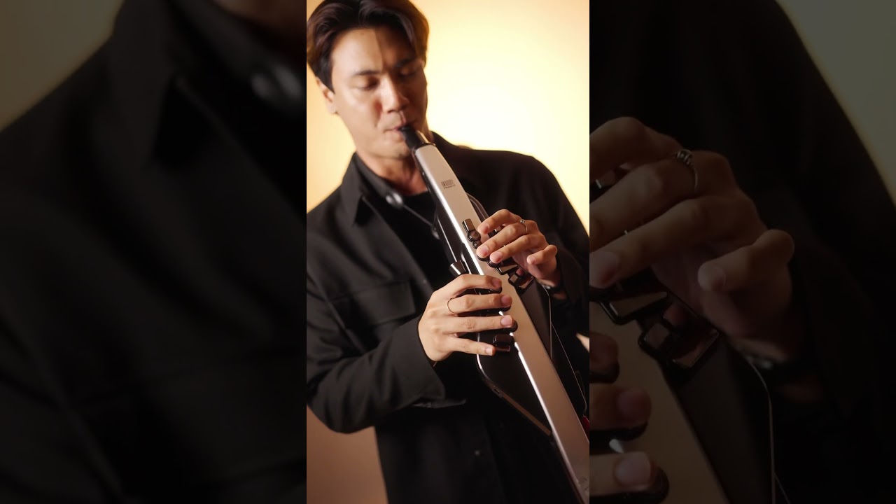 From SAX to SAW! 🎷🎹             Roland Aerophone Pro Ae-30   