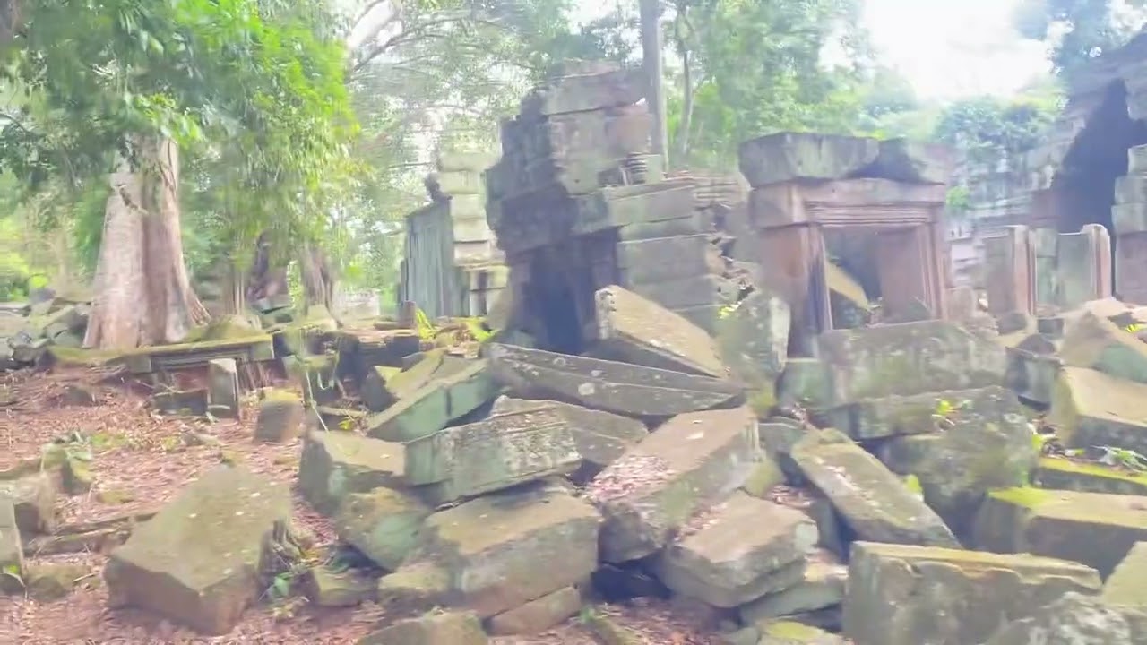Bakan Temple in Preah Khan kampong stay