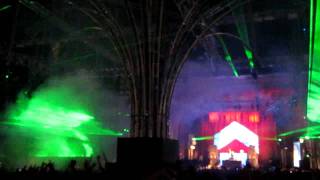 Nature One 2010 - The flag keeps flying - Paul van Dyk live 4/5 Resimi