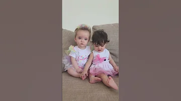 توأمها نزل شعرها وهي طلع Youtubeshorts Youtube Viral 