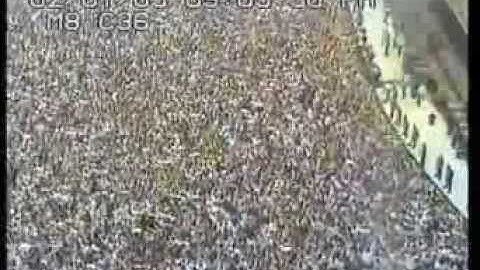 Crowd Wave Surge Example
