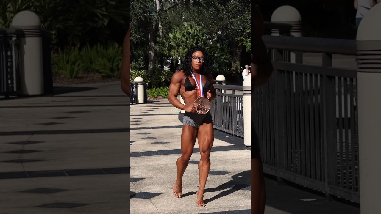 3rd in the world 🌎 Figure Olympia 2023 Lola Montez IFBB